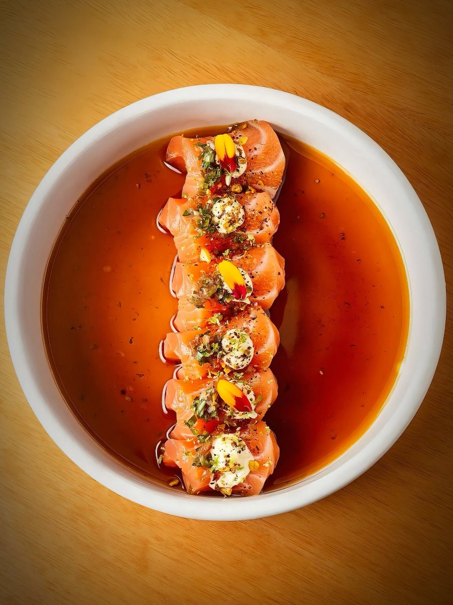 Ussuzukuri de salmão trufado