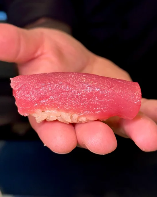 Sashimi de akami